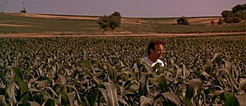 Header Critique : FIELD OF DREAMS (JUSQU'AU BOUT DU REVE)