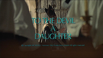 Header Critique : TO THE DEVIL A DAUGHTER (UNE FILLE POUR LE DIABLE)