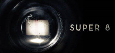 Header Critique : SUPER 8