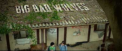 Header Critique : BIG BAD WOLVES