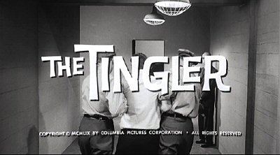 Header Critique : TINGLER, THE (LE DESOSSEUR DE CADAVRES)