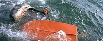 Header Critique : DENTS DE LA MER : LA REVANCHE, LES (JAWS : THE REVENGE)