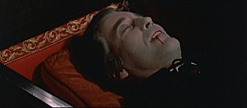 Header Critique : CICATRICES DE DRACULA, LES (SCARS OF DRACULA)