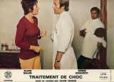 TRAITEMENT DE CHOC Lobby card